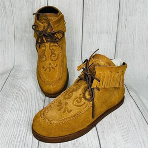 OTBT Brand Dell Rapids Fringe Moccasin Chukka Ankle Boots Booties Tan Size 6